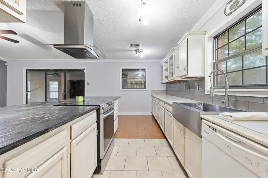 104 Burgundy Circle, Lafayette, LA 70506 - #3