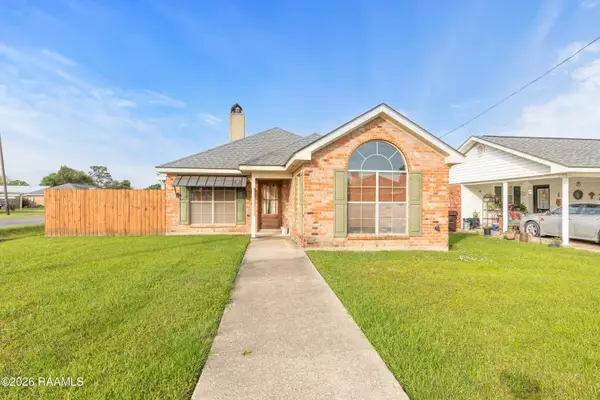 220 Ophelia Street, Breaux Bridge, LA 70517