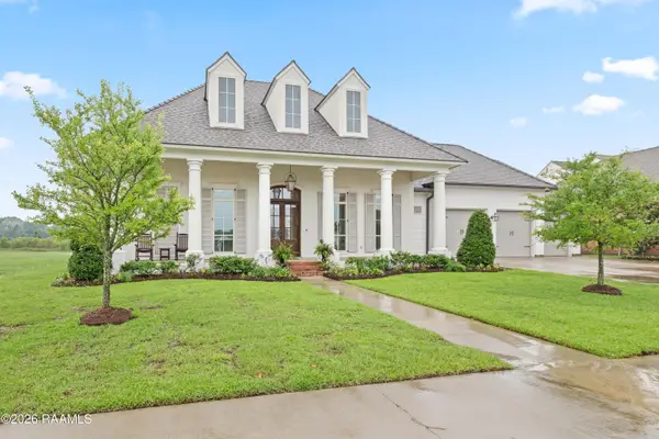 305 Stony Trek Drive, Youngsville, LA 70592
