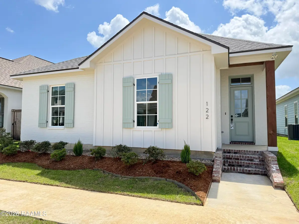 122 Oak Village Dr, Scott, LA 70583 - #1