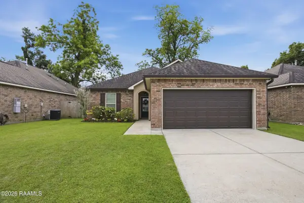 211 Moss Bluff Drive, Lafayette, LA 70507