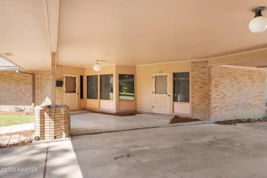210 N Church Avenue, Kaplan, LA 70548 - #3
