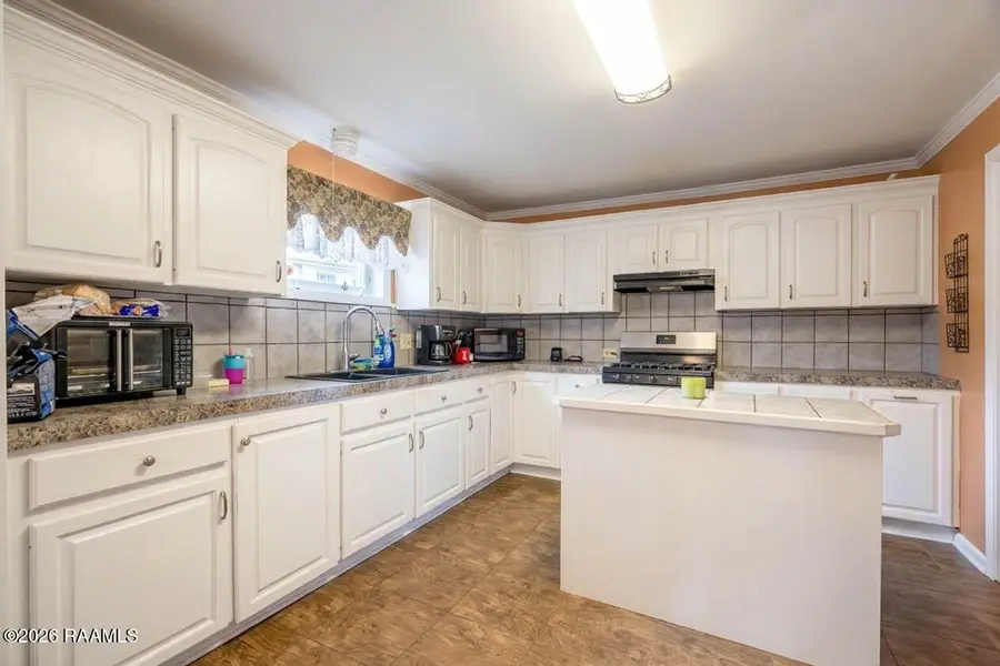 304 E Santa Clara Street, New Iberia, LA 70563 - #3