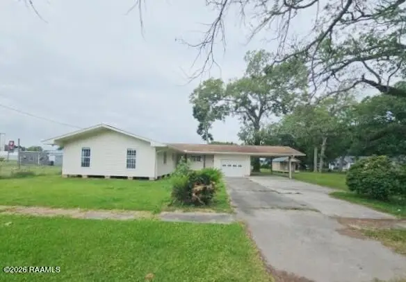 112 N Hebert Avenue, Kaplan, LA 70548