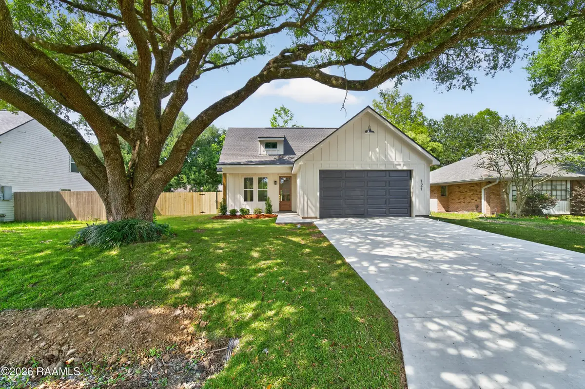 121 Meadow Glen Drive, Youngsville, LA 70592 - #1