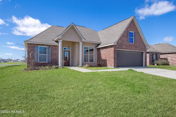 101 Green Mountain Ridge Street, Youngsville, LA 70592