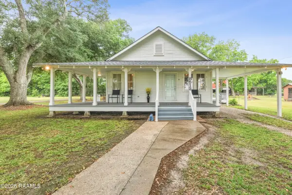 8512 Jefferson Island Road, New Iberia, LA 70560