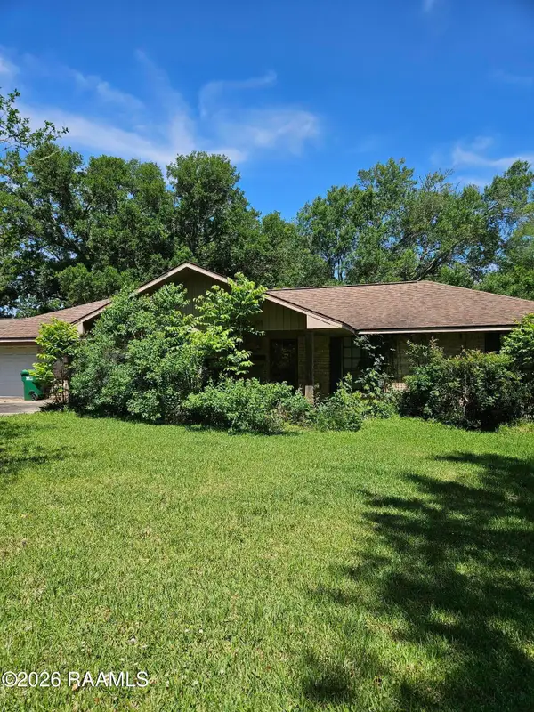 1071 Lynn Romero Drive, Breaux Bridge, LA 70517