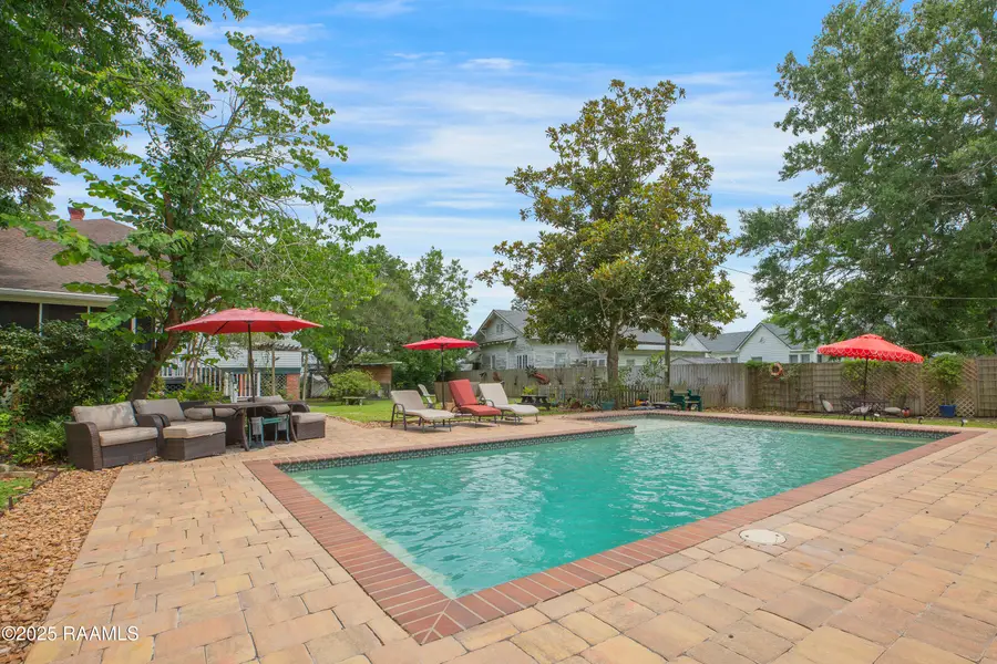 122 Lee Street, New Iberia, LA 70560 - #2