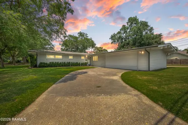 204 W Saint Louis Street, Lafayette, LA 70506