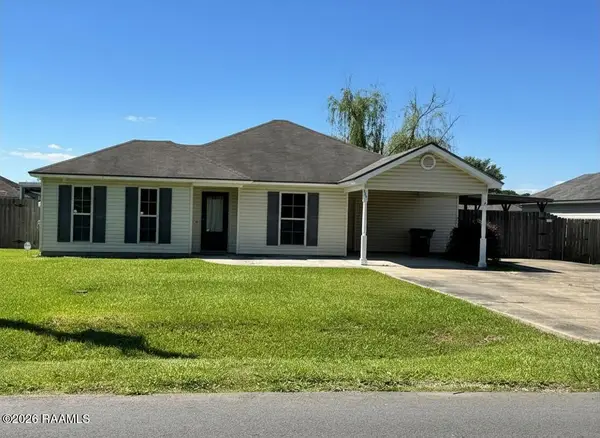 907 Gary Drive, Breaux Bridge, LA 70517