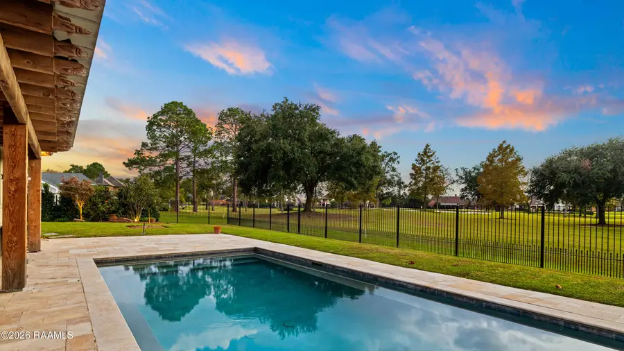 204 Inverness Lane, Broussard, LA 70518 - #2
