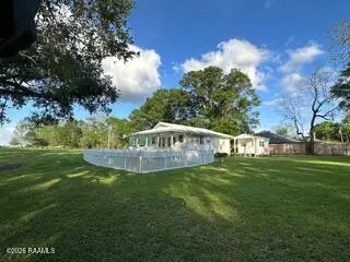1052 Hebert Lane, Parks, LA 70582
