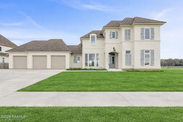 203 Ivy Cottage Drive, Youngsville, LA 70592