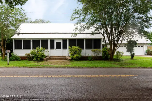 110 S Lee Avenue, Broussard, LA 70518