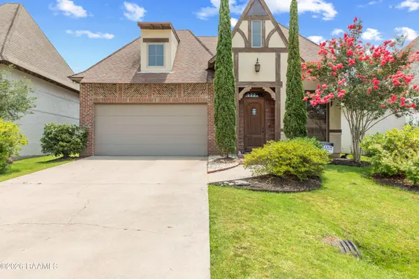 126 Heathwood Drive, Broussard, LA 70518
