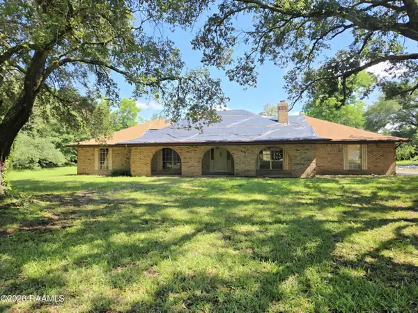 408 Ole Colony Road, Lafayette, LA 70506