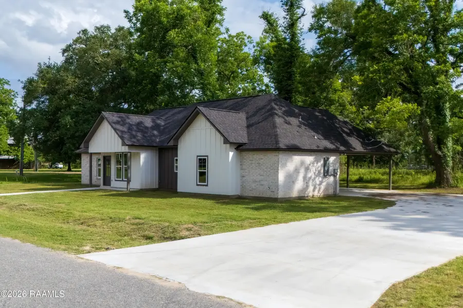 1009 Timber Trails Road, Breaux Bridge, LA 70517 - #3