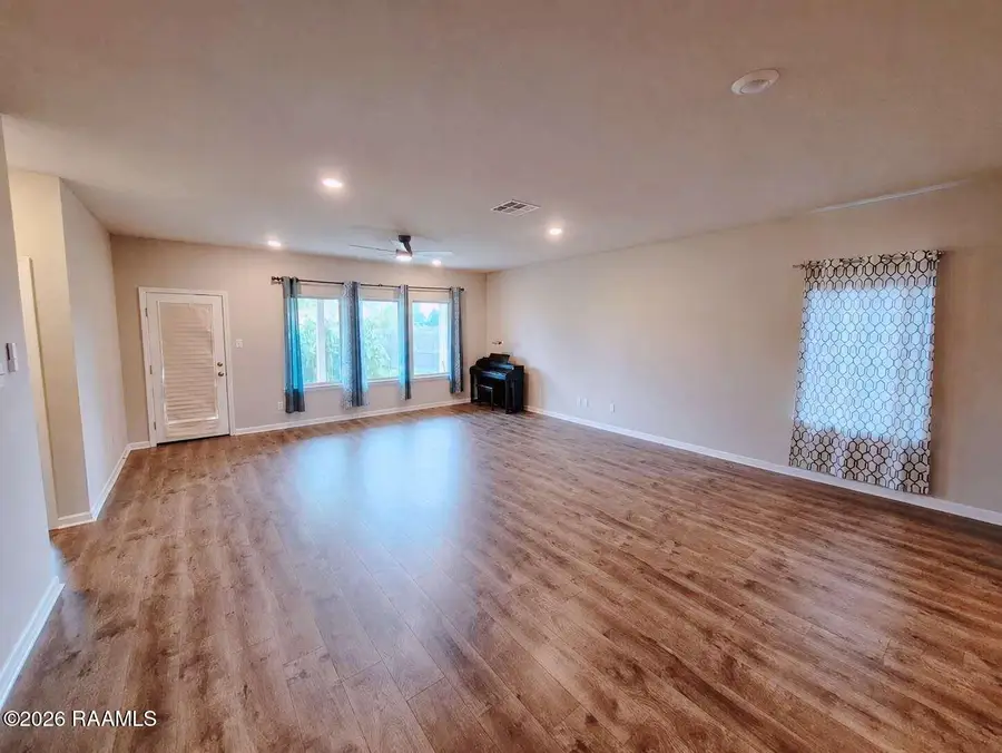 112 Autumn Drive, Crowley, LA 70526 - #2