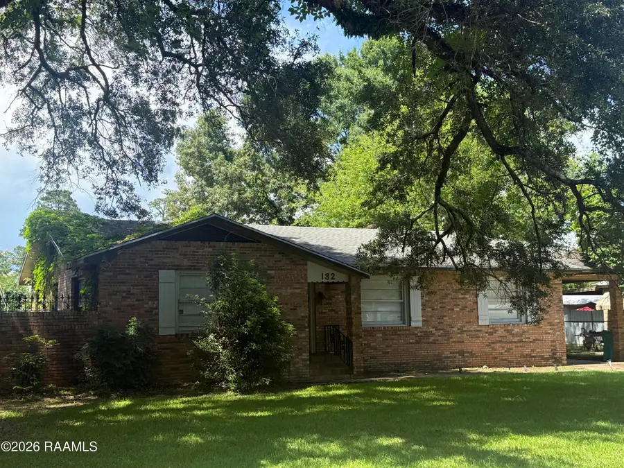 132 W White Street, Opelousas, LA 70570 - #3