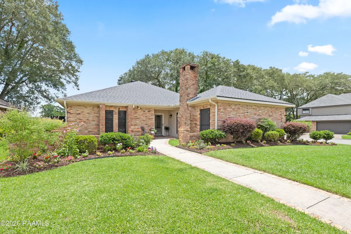 215 Tuscany Valley Drive, Lafayette, LA 70506 - #1