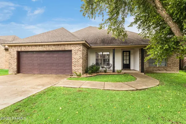 205 Oak Hill Lane, Youngsville, LA 70592