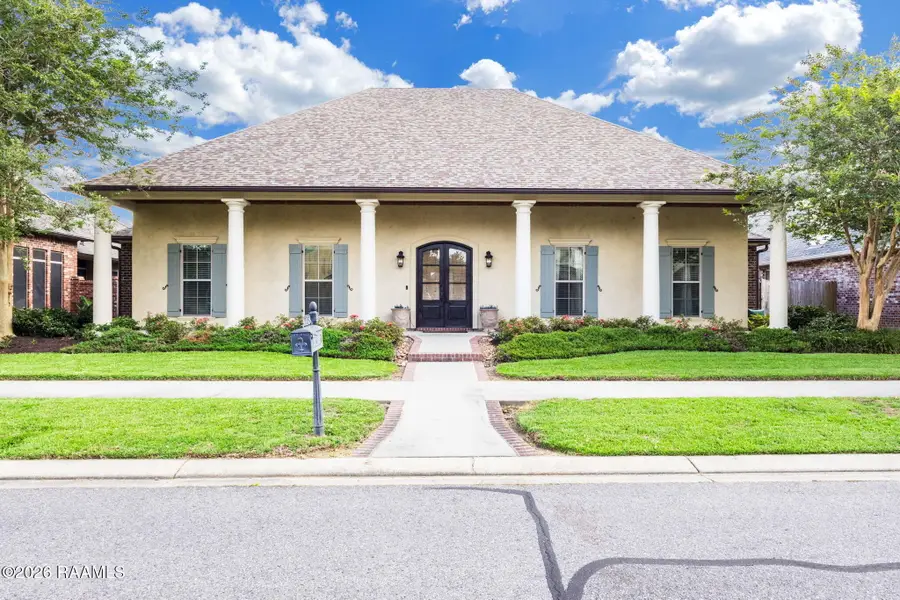 215 S Montauban Drive, Lafayette, LA 70507 - #2