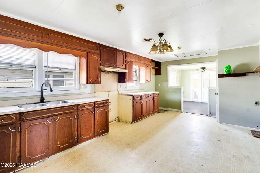 1405 N Ave I, Crowley, LA 70526 - #2