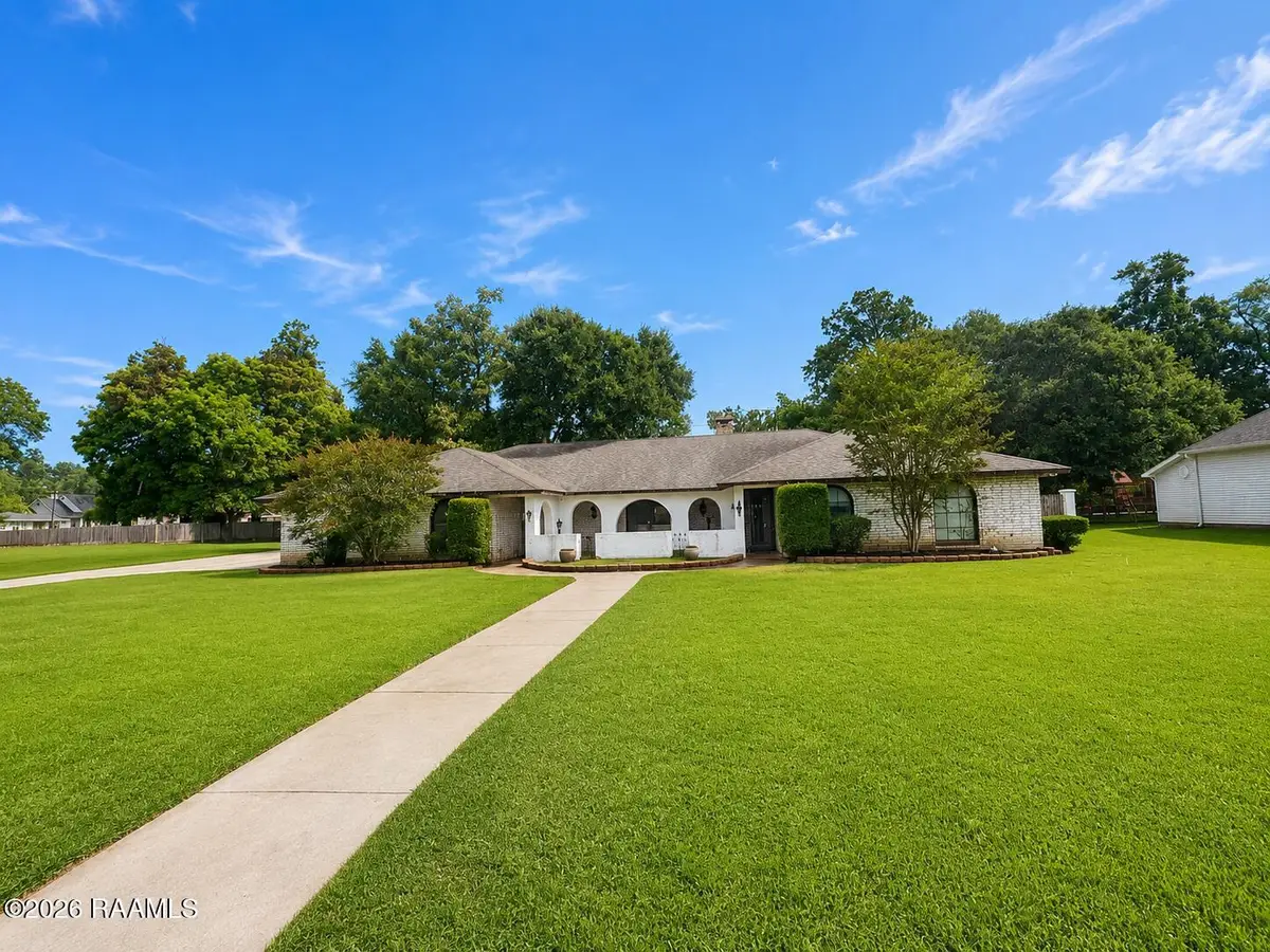 806 Rue Royale, New Iberia, LA 70563 - #1