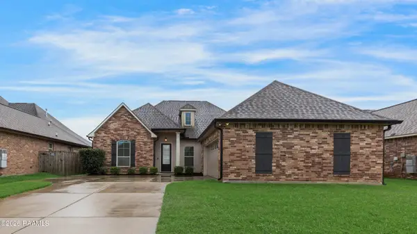 215 Bay Meadow Lane, Lafayette, LA 70507