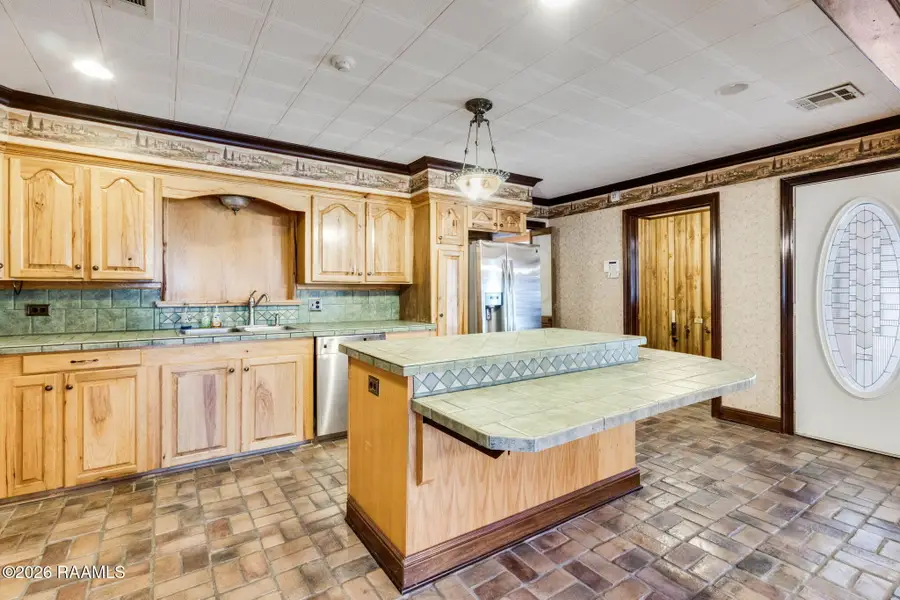 120 N Richelieu Circle, New Iberia, LA 70560 - #2