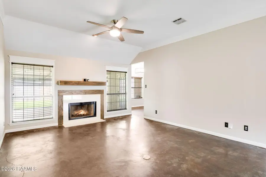 508 Emancipation Drive, Broussard, LA 70518 - #3