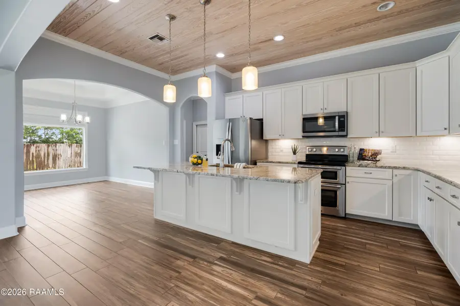 211 Oak Shadows Drive, Youngsville, LA 70592 - #3