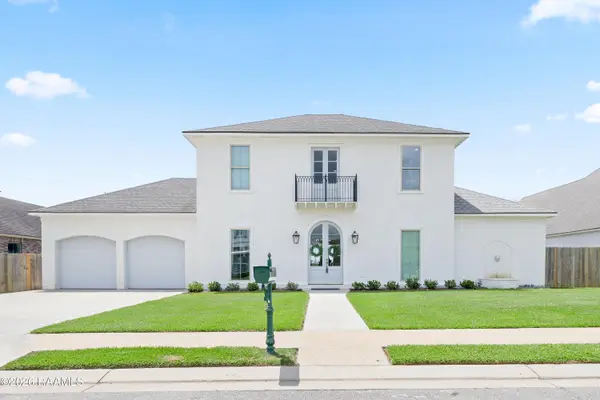 1044 The Lake Drive, Broussard, LA 70518