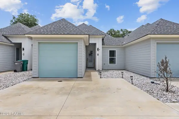 300 Avenue B #B, Broussard, LA 70518