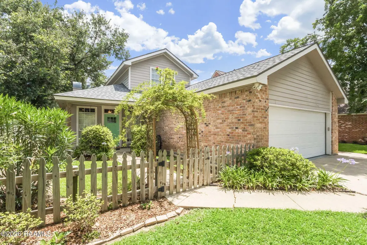401 Cobblestone Road, Lafayette, LA 70508 - #1