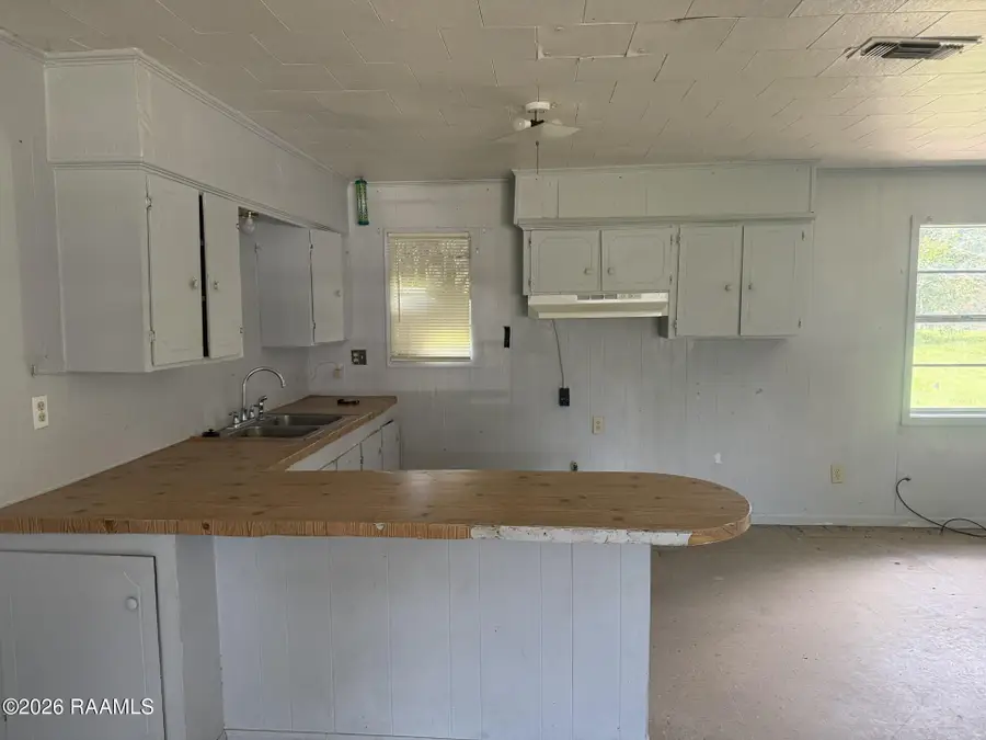 1188 Abraham Avenue, Ville Platte, LA 70586 - #2