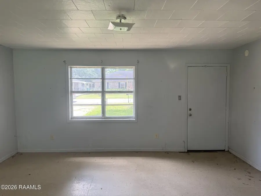 1188 Abraham Avenue, Ville Platte, LA 70586 - #3