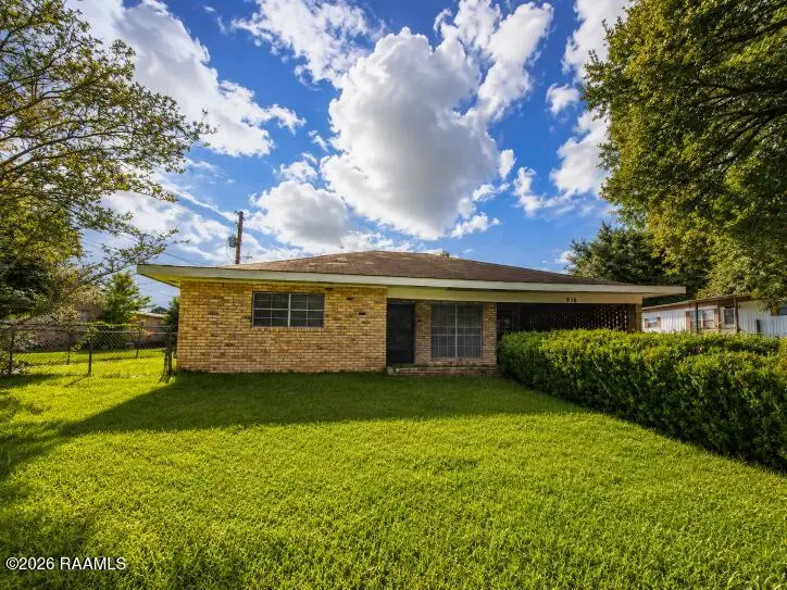 916 St Martin Street, Saint Martinville, LA 70582 - #2