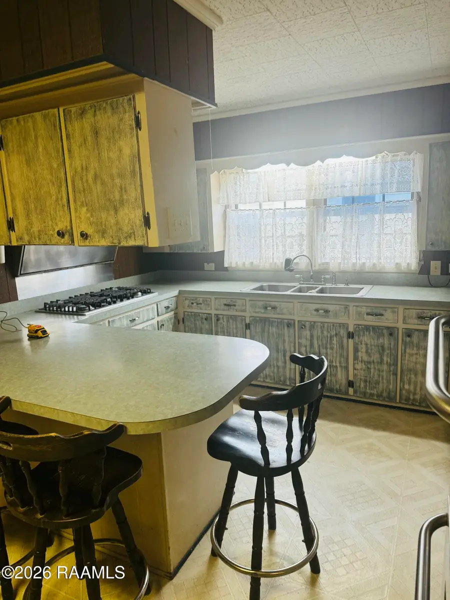510 Albert Street, New Iberia, LA 70560 - #2