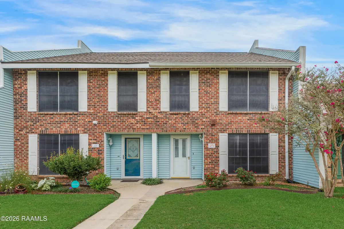 128 Avenue Belle Terre, New Iberia, LA 70563 - #1