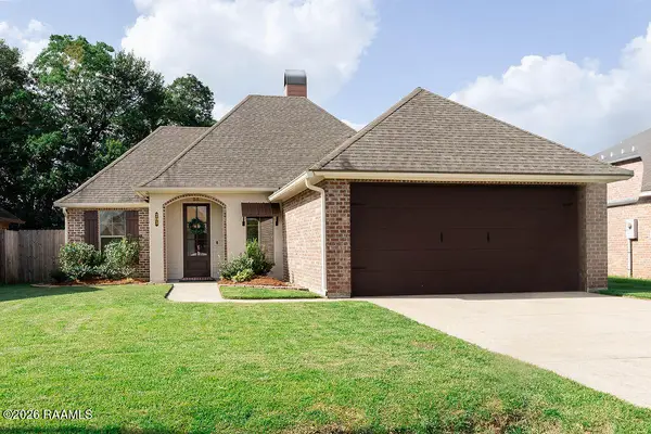 203 Blackwater River Drive, Lafayette, LA 70508