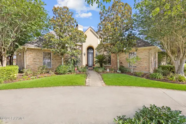 100 Twisted Oak Circle, Lafayette, LA 70508