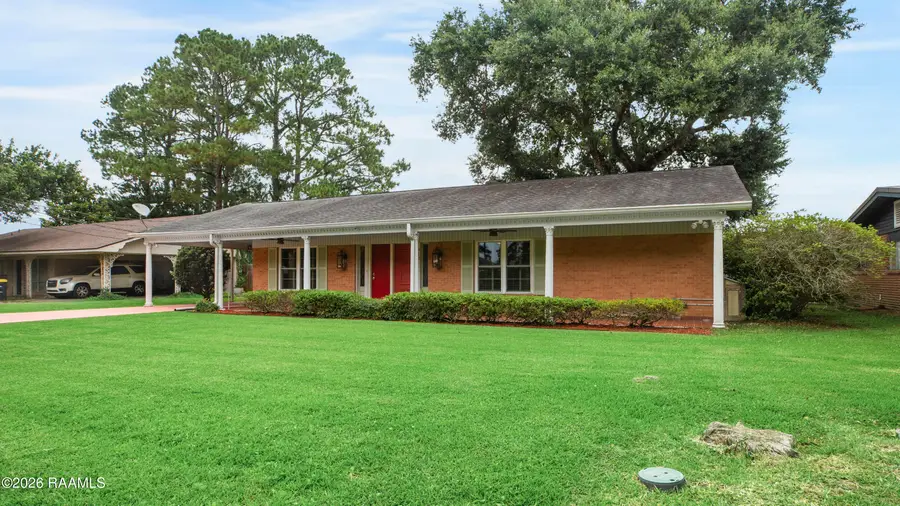 312 Dahlia Street, New Iberia, LA 70563 - #2