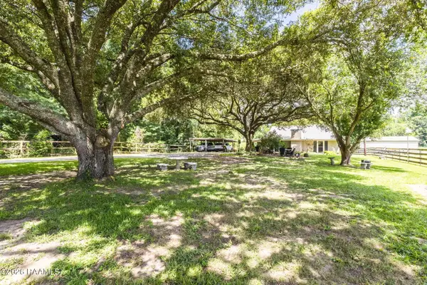 1651 Smede Highway, St. Martinville, LA 70582