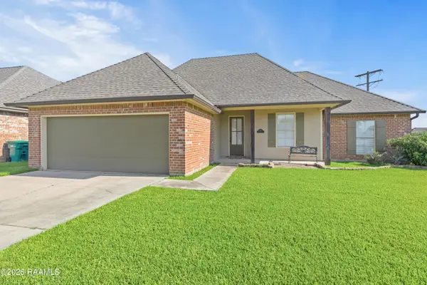 100 Barksdale Drive, Broussard, LA 70518