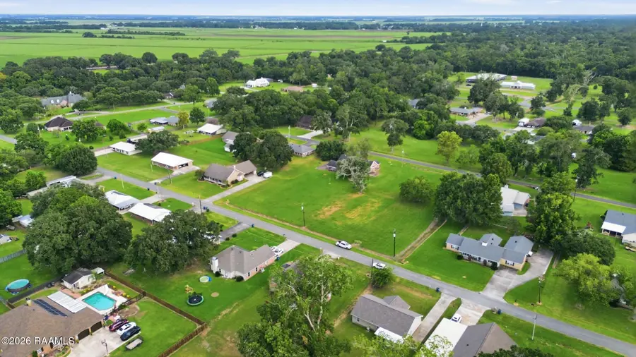 213 Louisiana Drive, Saint Martinville, LA 70582 - #2
