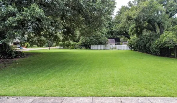 1401 Myrtle Place, Lafayette, LA 70506