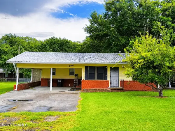 1706 W Port Street, Abbeville, LA 70510