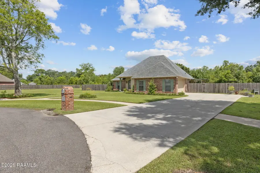 1014 Ashford Circle, Breaux Bridge, LA 70517 - #3
